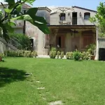 Spacious Mansion In Near Sea *