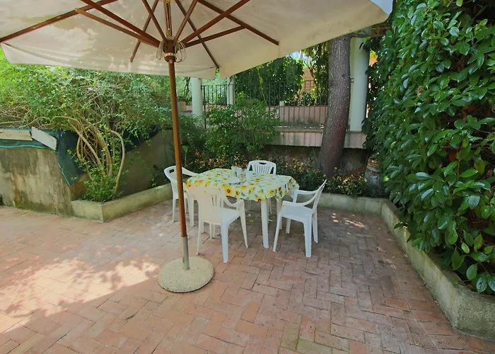 Spacious Mansion In Near Sea Nyaraló Parghelia