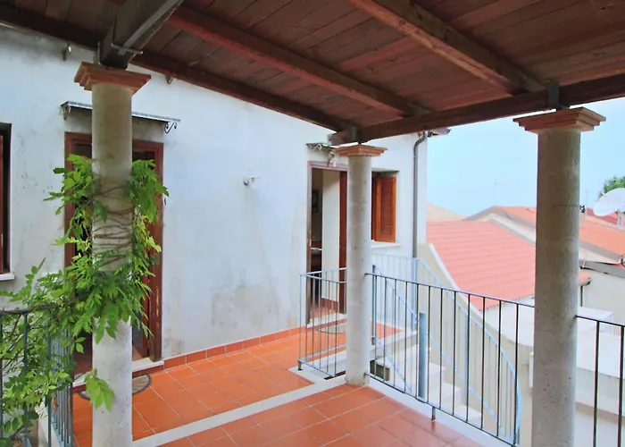 Nyaraló Spacious Mansion In Near Sea