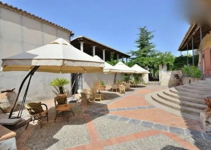 Spacious Mansion In Near Sea Parghelia