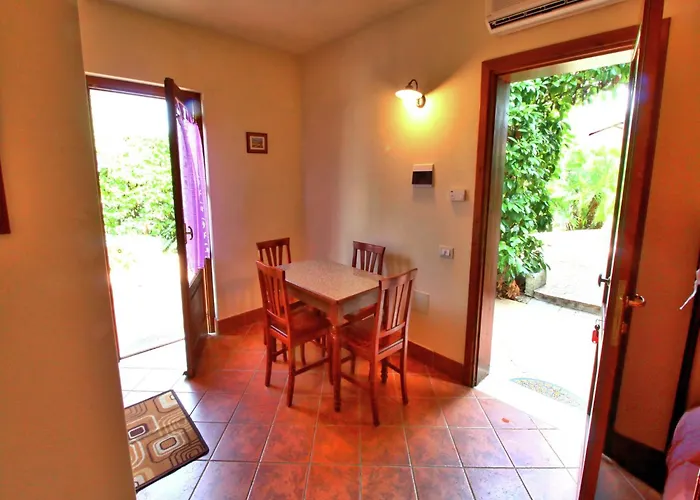 Spacious Mansion In Near Sea Nyaraló *